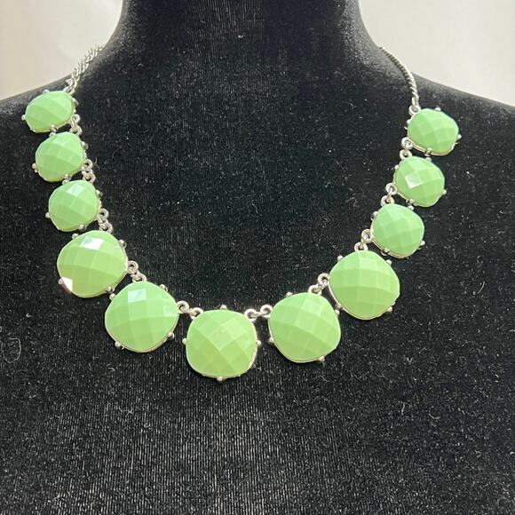 Light green statement, necklace, and faux gems Silver tone &  matching earrings - Picture 5 of 6